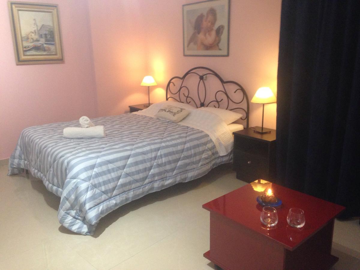 Super 36Sqm Junior Suite In Luxurious Picturesque Area ピレウス エクステリア 写真
